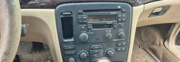 Volvo S80 Radio/CD/DVD/GPS head unit 30657634