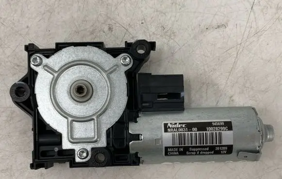 Volkswagen Jetta USA Sunroof motor/actuator 10028299C
