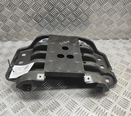 Mercedes-Benz S C217 Gearbox mounting bracket A2222401402