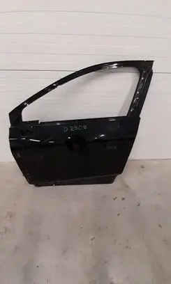 Renault Captur II Front door