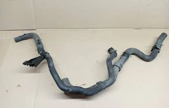 Skoda Octavia Mk2 (1Z) Engine coolant pipe/hose 3C0122101GA R127319