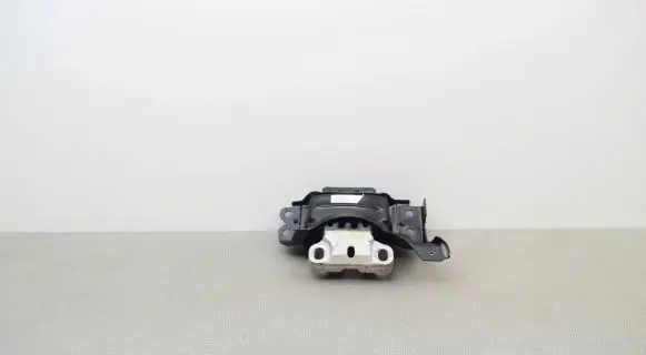 Skoda Fabia Mk4 (6VA) Engine mount bracket 2Q0199555BL