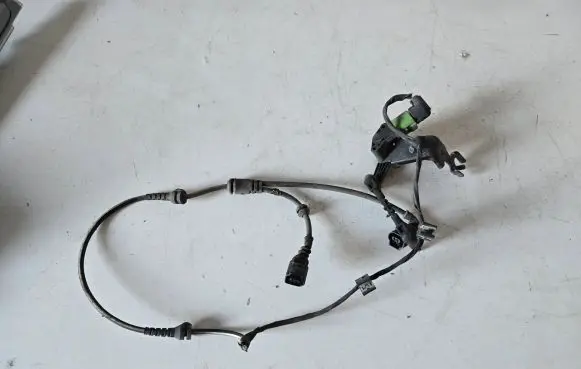 Audi Q7 4M Headlight/headlamp level sensor 4M0907504