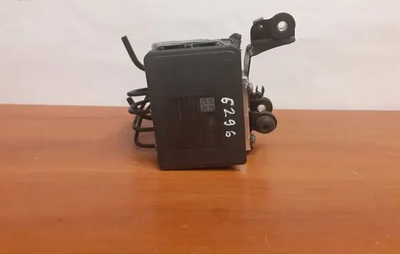 Land Rover Range Rover Sport L494 ABS Pump GJ322C405AF 6296