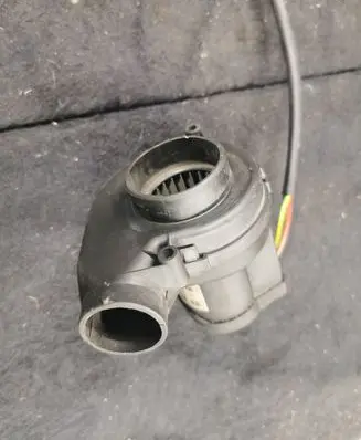 BMW 5 E39 Engine control unit/module fan 0130002831 129017451829