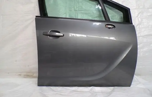 Opel Meriva B Front door