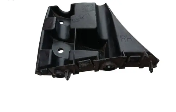 Volvo V40 Front bumper mounting bracket 31395102