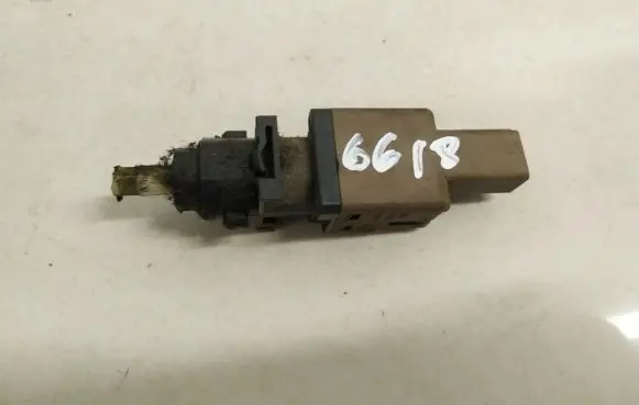 Fiat Doblo Brake pedal sensor switch 1029846840511
