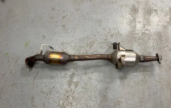 Toyota C-HR II Catalyst/FAP/DPF particulate filter 30T36