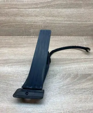 BMW 5 F10 F11 Accelerator throttle pedal 6788632 25916010 WithPlug