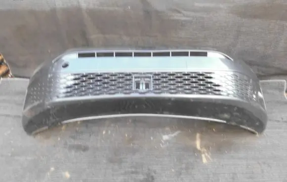 Volkswagen Caddy Front bumper 2K7807221A