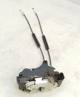 Mitsubishi Colt Rear door lock MN145941