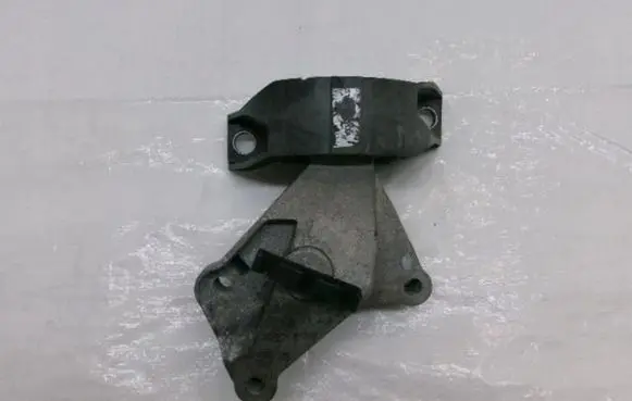 Renault Clio IV Engine mount vacuum valve 113752043R