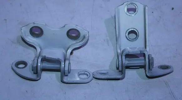 Toyota RAV 4 (XA40) Rear door hinge set 