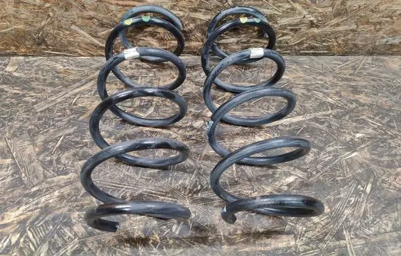 Fiat 500X Front coil spring