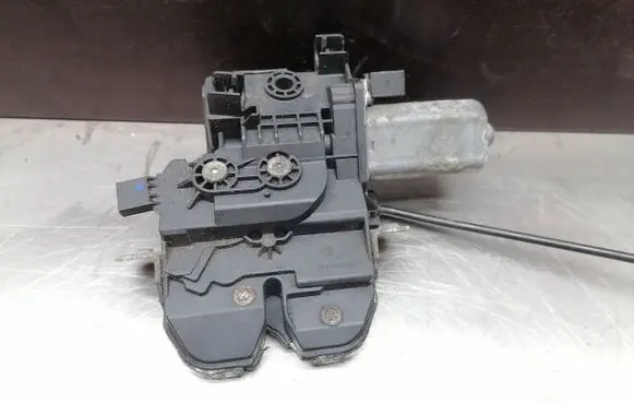 Mercedes-Benz S W221 Tailgate/trunk/boot lock/catch/latch 2217500085