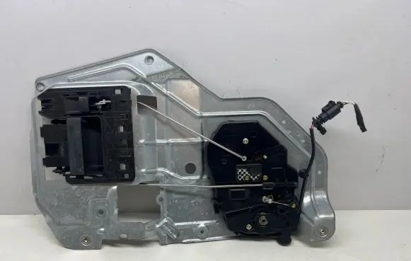 Volkswagen Transporter - Caravelle T5 Rear door lock 7H0827202C