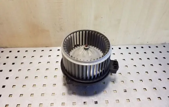 KIA Sorento Heater fan/blower B308830230 A0540222C