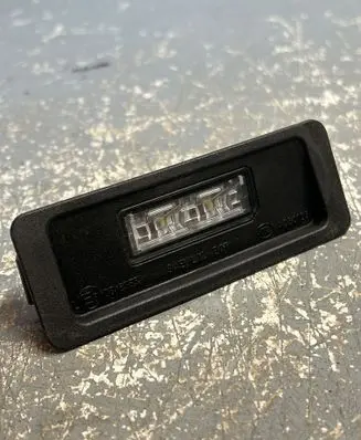 Volvo V40 Number plate light 31352526