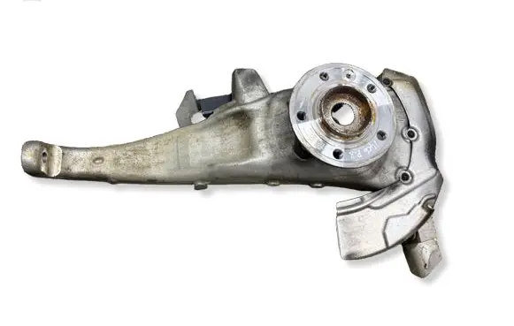 Land Rover Range Rover Sport L461 Front wheel hub M9R32C300AC