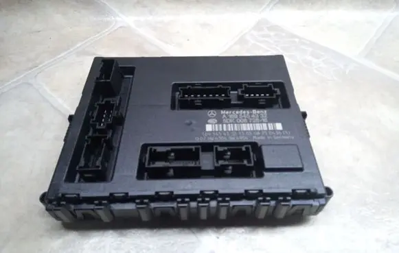 Mercedes-Benz B W245 Comfort/convenience module A1695454332 5DK00872816