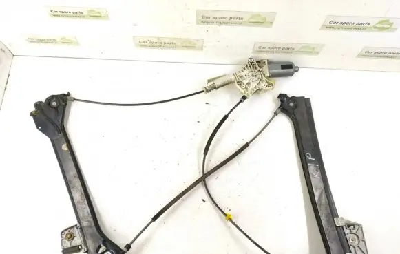 Mercedes-Benz CLK A209 C209 Front door electric window regulator 2097200746 2308201042