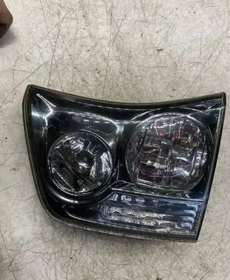 Lexus RX 330 - 350 - 400H Rear/tail lights