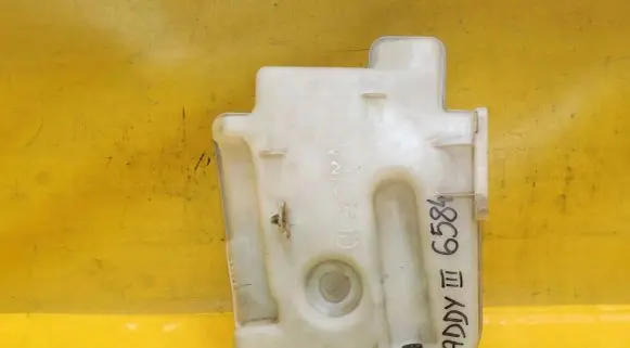 Volkswagen Caddy Windshield washer fluid reservoir/tank 1K0955453Q
