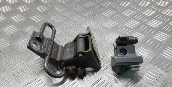 Porsche Cayenne (9PA) Rear door hinge set 7L0833401A 7L0833411