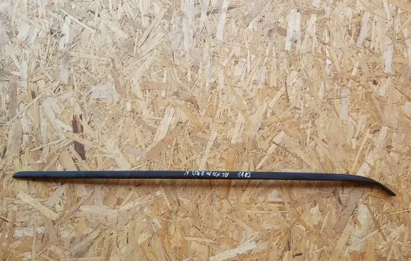 Windshield trim