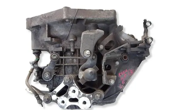 Fiat 500L Manual 6 speed gearbox C63563521