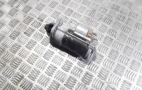 Dacia Dokker Starter motor 233006508R