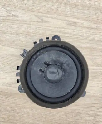 Volvo XC70 Rear door speaker 30657445 07W47