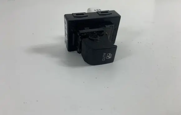 KIA Ceed Electric window control switch 080806