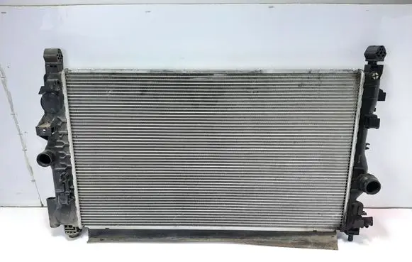Opel Zafira C Coolant radiator 13312812