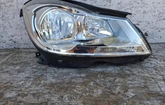 Mercedes-Benz C W204 Headlight/headlamp A2048205059