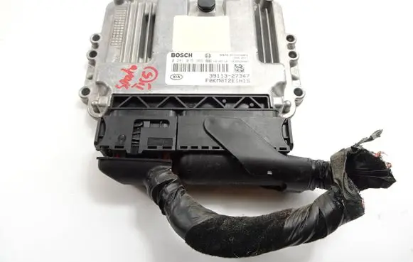 KIA Sportage Engine control unit/module 3911327347 0281015369 1039S28489
