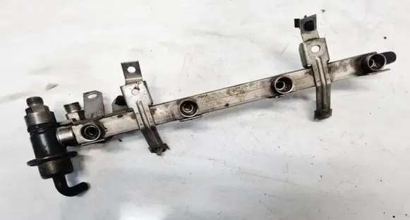 Opel Corsa B Fuel main line pipe 