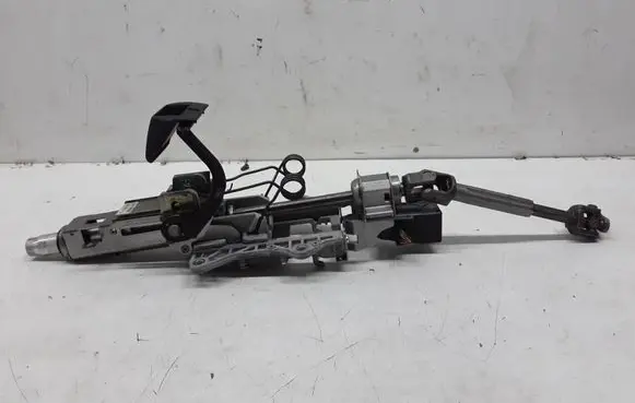 Volkswagen PASSAT B6 Steering wheel axle 52758060