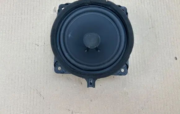 Hyundai i40 Front door speaker 963303Z051