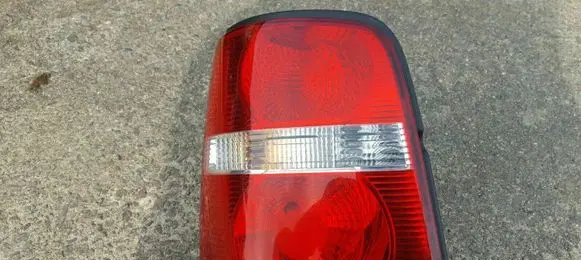 Volkswagen Touran I Rear/tail lights 1T0945257D