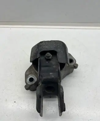 Peugeot 508 II Engine mount bracket 980489068C 5118