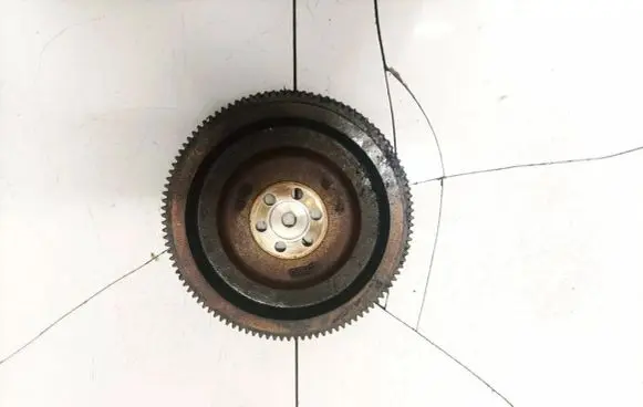 Hyundai Lantra II Flywheel