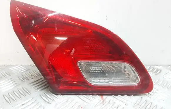 Opel Astra J Tailgate rear/tail lights