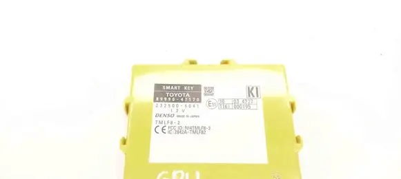 Toyota Prius (XW30) Other devices 8999047170