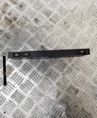 Traction control (ASR) switch