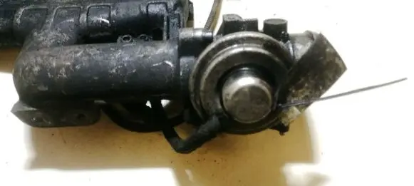 Audi A3 S3 8L EGR valve 030131501e