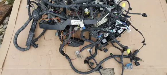 Toyota Verso Engine installation wiring loom