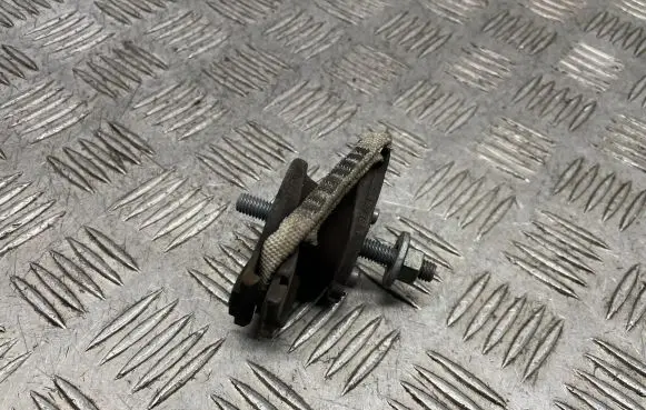 BMW 1 F20 F21 Gearbox mount 6796617