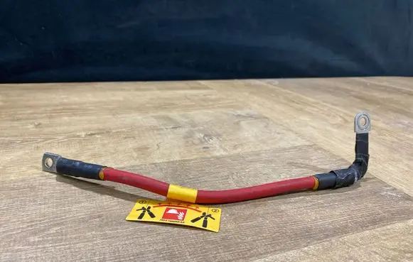 Positive cable (battery)